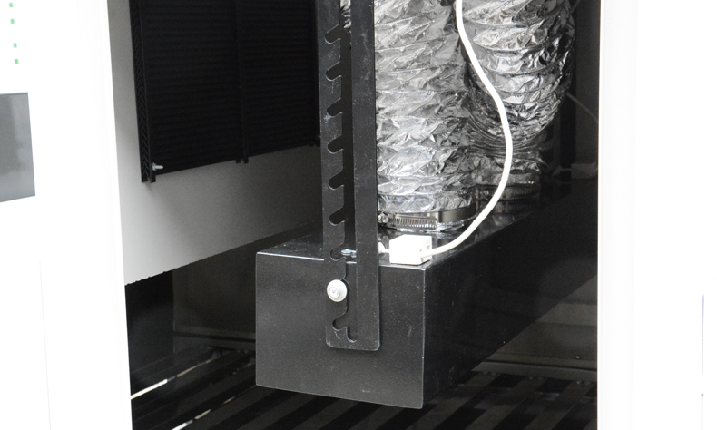 鞋面固漆6KW1組燈固化機(jī).jpg 鞋面固漆6KW1組燈固化機(jī).jpg