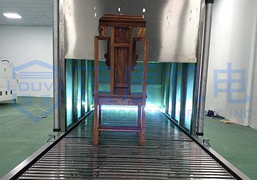 異型家具UV固化系統.jpg 異型家具UV固化系統.jpg